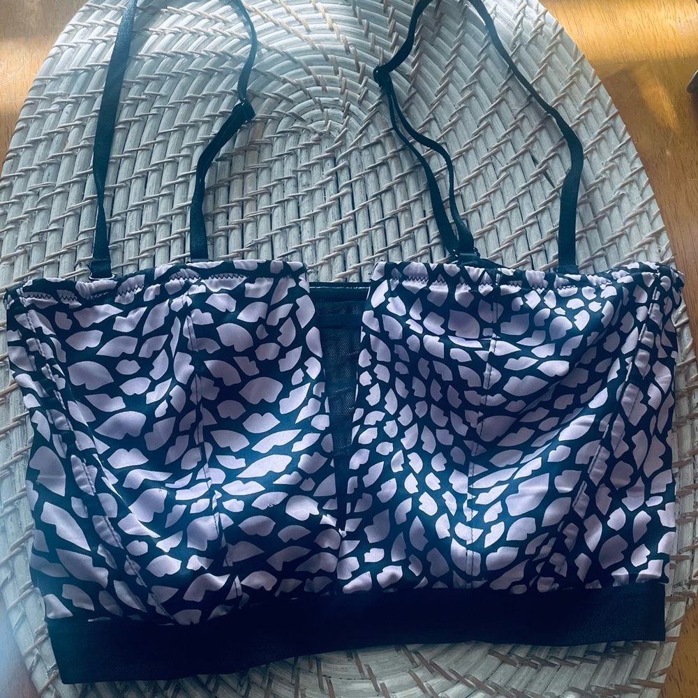 Patterned Black and Lavender Lips Women's Bralette